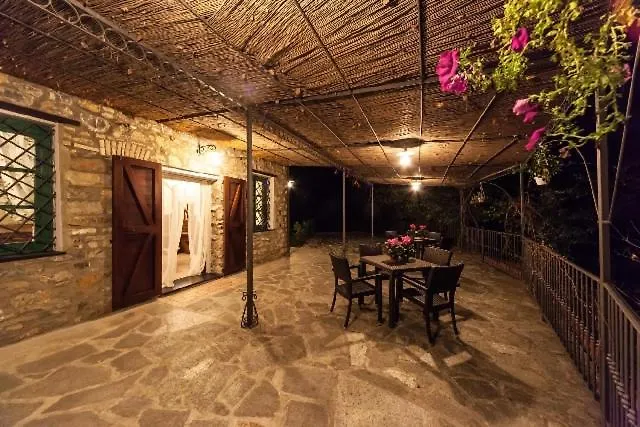 Agriturismo Le Meridiane Borgomaro Villa